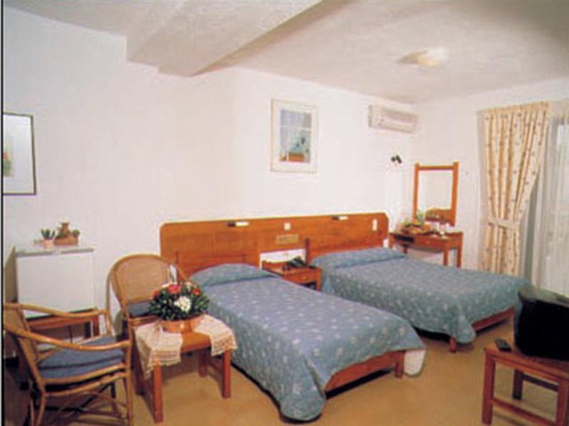 הרקליון Irini Hotel מראה חיצוני תמונה